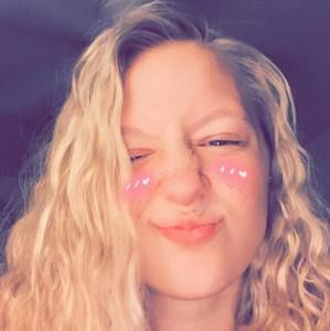Meet your Posher, Allyssa